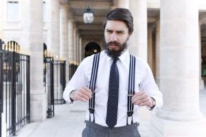 Bretelles : un accessoire de mode tendance pour homme